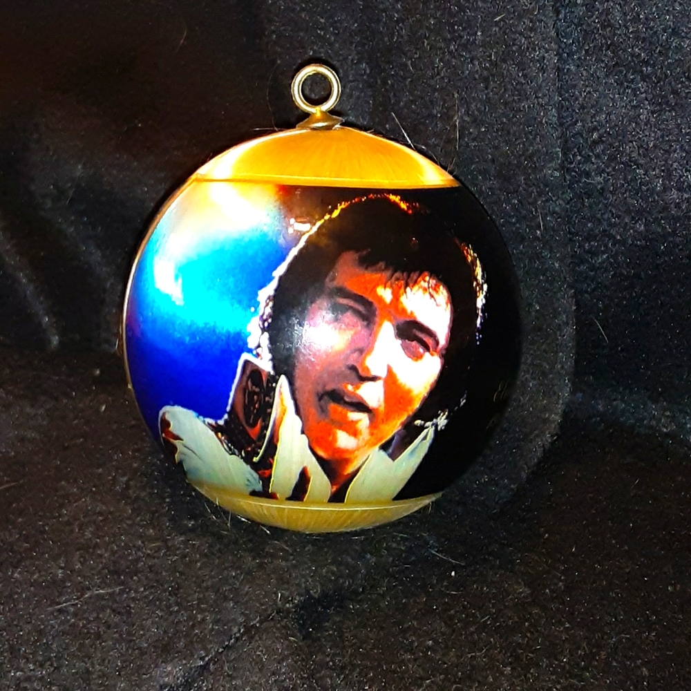 Elvis commemorative ornament